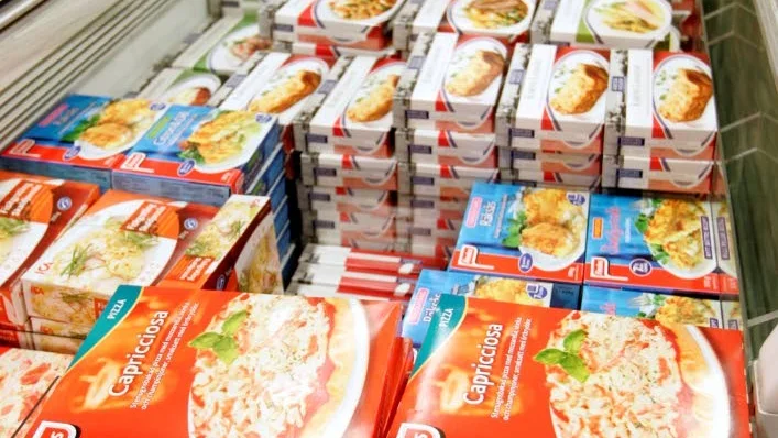 Merparten av saltet är dolt i färdiga livsmedel såsom hel- och halvfabrikat.