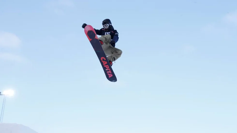 Medaljhoppet från Piteå, Gustaf Lundström, hamnade precis utanför pallen vid tisdagens SM-tävling i big air.