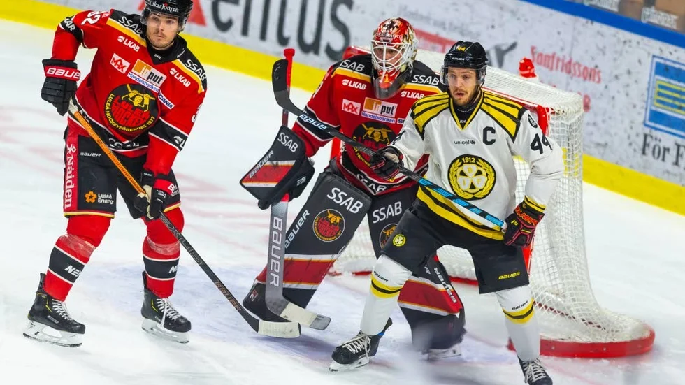 Niklas Rubin fick förtroendet i Luleåkassen. Han fick 17 skott emot sig och släppte in tre.