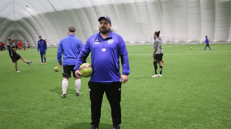 Jörgen Westerlund är ny tränare för Sikfors som föll i andra matchen.