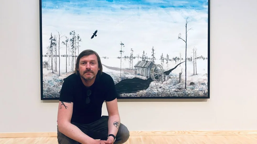 Fredrik Lindberg, född i Luleå och uppvuxen i Västerbotten, ställer ut målningar och skulpturer i Piteå konsthall med start lördag.
