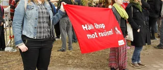 Fortsatta protester mot Åkesson