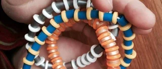 Fina armband av ”ugnspärlor”