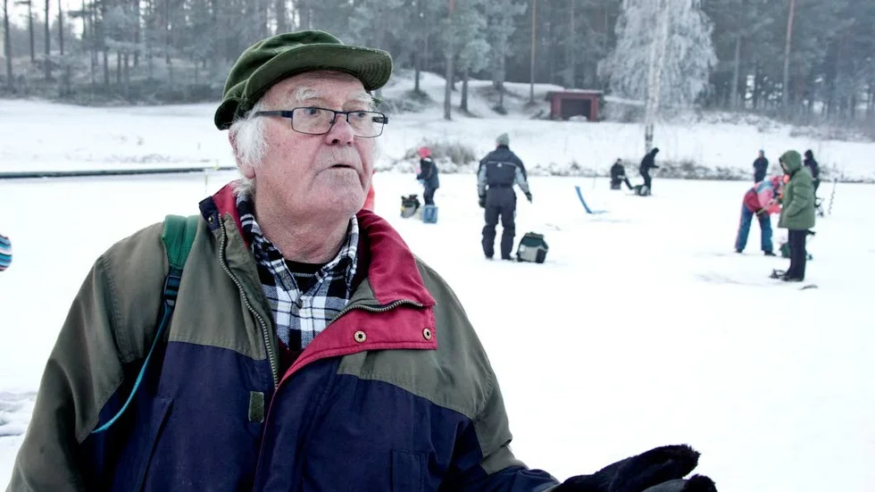 Martin Nordsvan, kassör i Öjebyns fiskesektion, delade med sig av pimpeltips.