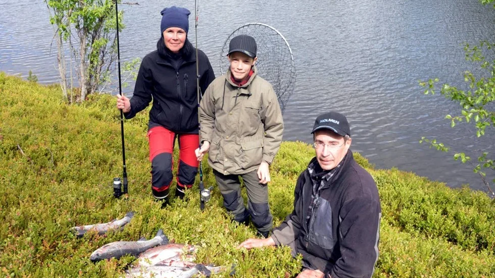 Full pott blev det för Eva Johansson, Joar och Jonas Jonsson som fyllde kvoten på 20 minuter i Rapatjärspremiären.