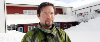 Jägarbataljonen bärgar vrakdelar