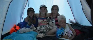 Knopar och kajaker på Storöns Sjöskola