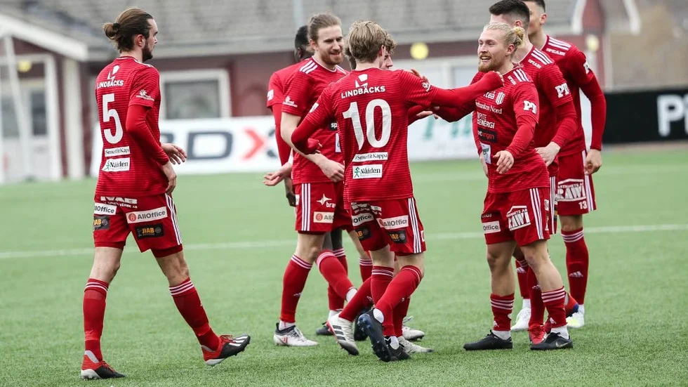 Gustav Rönnbäck Wallin blev stor matchhjälte mot Östersund med tre gjorda mål.