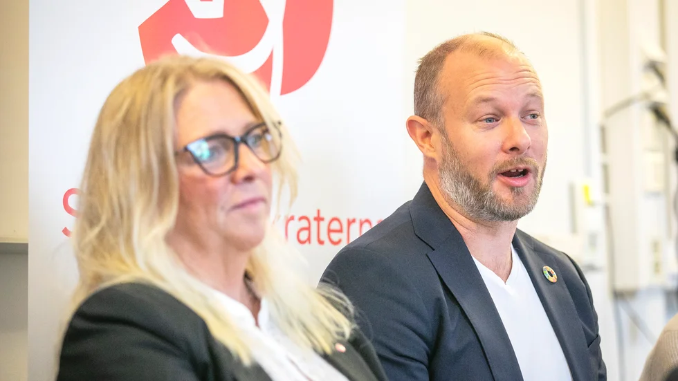 Meit Fohlin (S) och Andreas Unger (M) var två av deltagarna i den gotländska delegation som träffade riksdagens trafikutskott och infrastrukturminister Andreas Carlson (KD) om de höga färjepriserna.