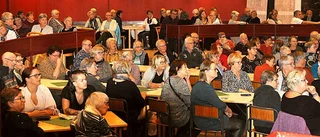 Populär modevisning på Medan