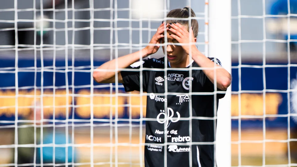 Flera klubbar i damallsvenskan lever under stor ekonomisk press.