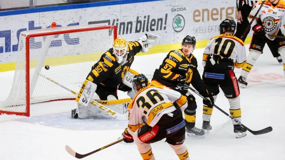 Skellefteå AIK hade en tung ekonomisk säsong med ett stort minus. Tvärtom för Luleå som gjorde ett rejält plusresultat.