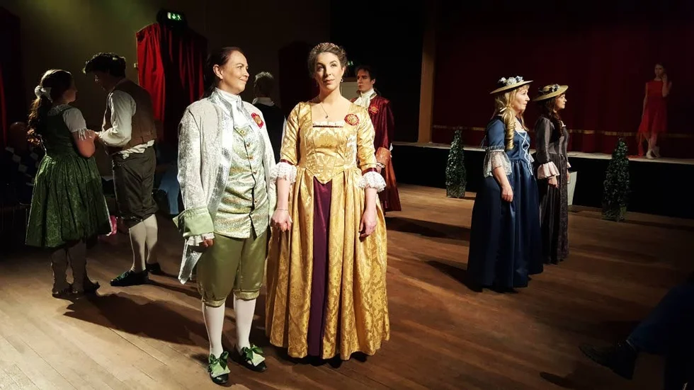 Genrep. Operagruppen Figaro i Linköping tränar in i det sista inför premiären av sin uppsättning av Labyrinten som kommer att spelas på Globenteatern under april.