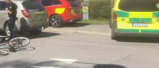 Påkörd cyklist förd till sjukhus