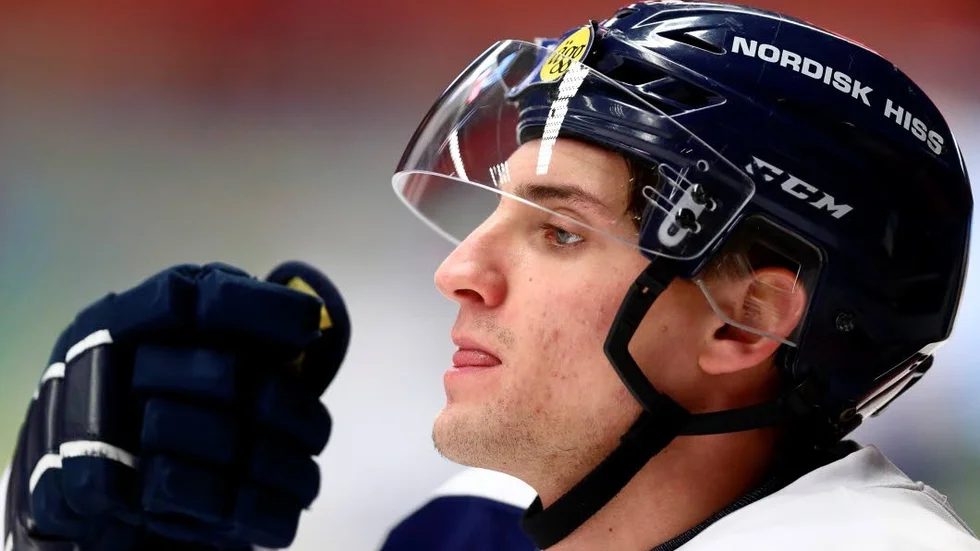 Andra nyförvärvet inför säsongen är presenterat. Efter olika klubbar i USA och en säsong i schweiziska Kloten återvänder Mattias Bäckman till LHC.