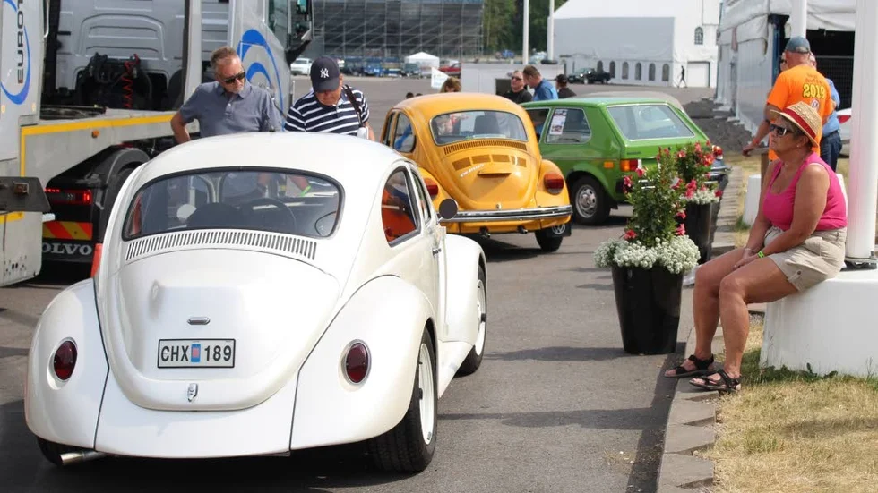 I Pålsboda finns ett VW-museum. I höst säljs alla bilarna på nätauktion och på Mantorp Park visades några upp.