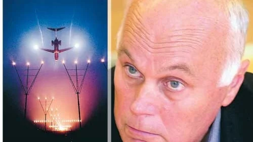 En lysande landning. Nya ljus behövs till flygplatsen i Hultsfred, men Vimmerby kommun ställer inte upp på sin del av investeringen. Bo Bergman, fick det tunga beskedet på affärsresa i Kina. Från just flygplatsen i Hultsfred.