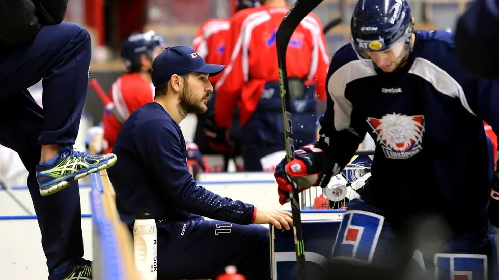 LHC-stjärnan Garrett Roe kan missa fredagens CHL-möte med finska Jyp.