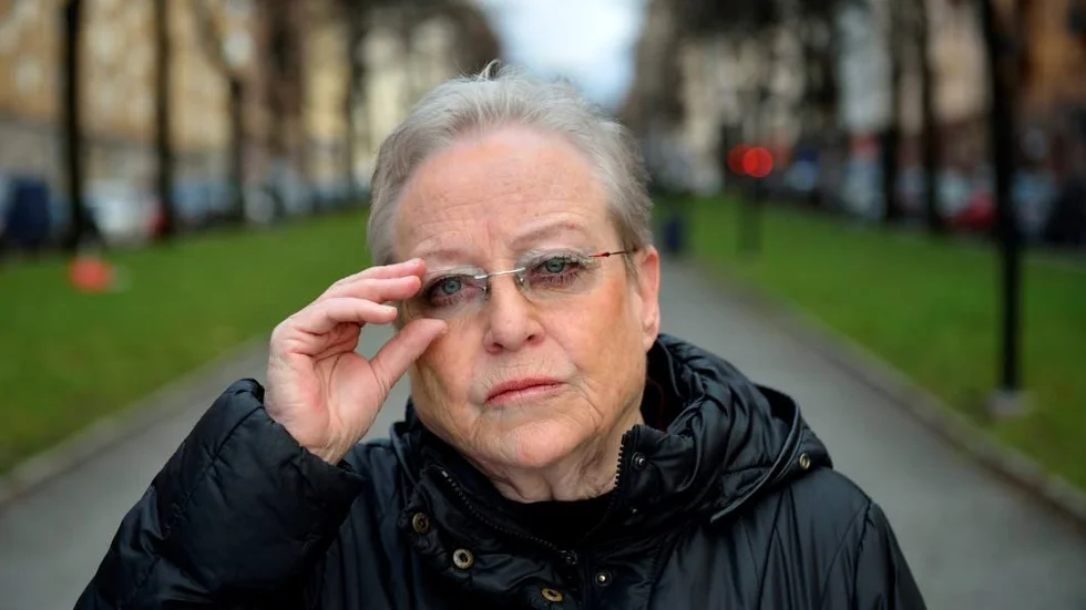 Yrsa Stenius, född i Helsingfors 1945, var Allmänhetens Pressombud (PO) 2007–2011.
