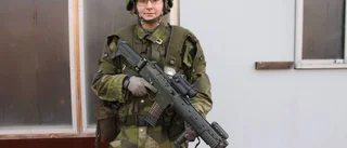 Svenska och finska soldater samarbetar i Kvarn