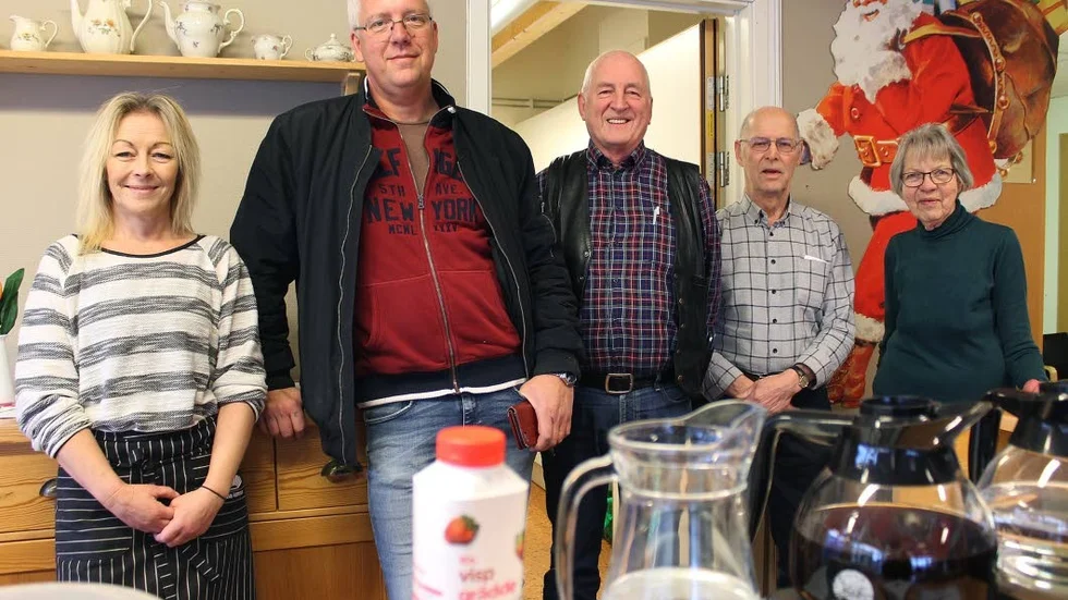 Glada. Mimmi Johansson, Bruno Lindblom, Åke Lindberg, Ragnar Andersson och Brita Sundberg är nöjda med att verksamheterna slås ihop till en enhet.