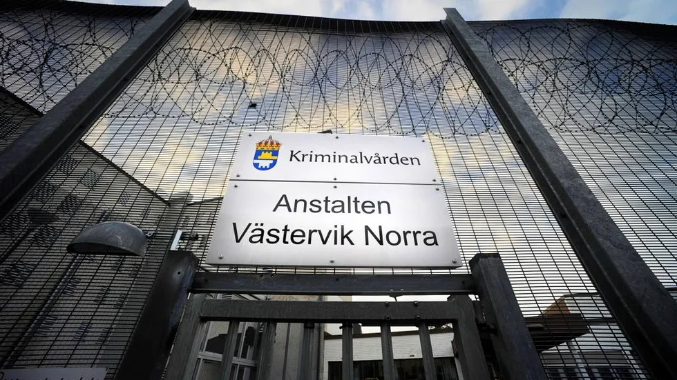 Blir kvar. Tony Olsson, dömd för polismorden i Malexander, får inte sitt livstidsstraff omvandlat.