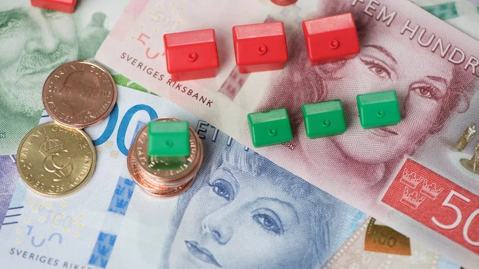 Kommunens borgensåtaganden räddar bostadsrättsföreningarna, men blir ändå en dyr affär.