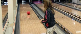 Galakväll ledde till bowlingspel