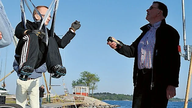 Stefan Karlsson testade den nya kranen som kan göra personlyft.