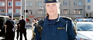 Polisprotest på torget