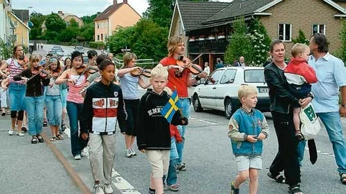 På måndagen invigdes årets upplaga av Musikdagarna i Virserum. Arrangörerna hoppas att det imponerande programmet ska locka till publikrekord.
