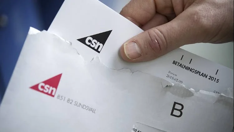 En 22-årig kvinna har åtalats för bidragsbrott.