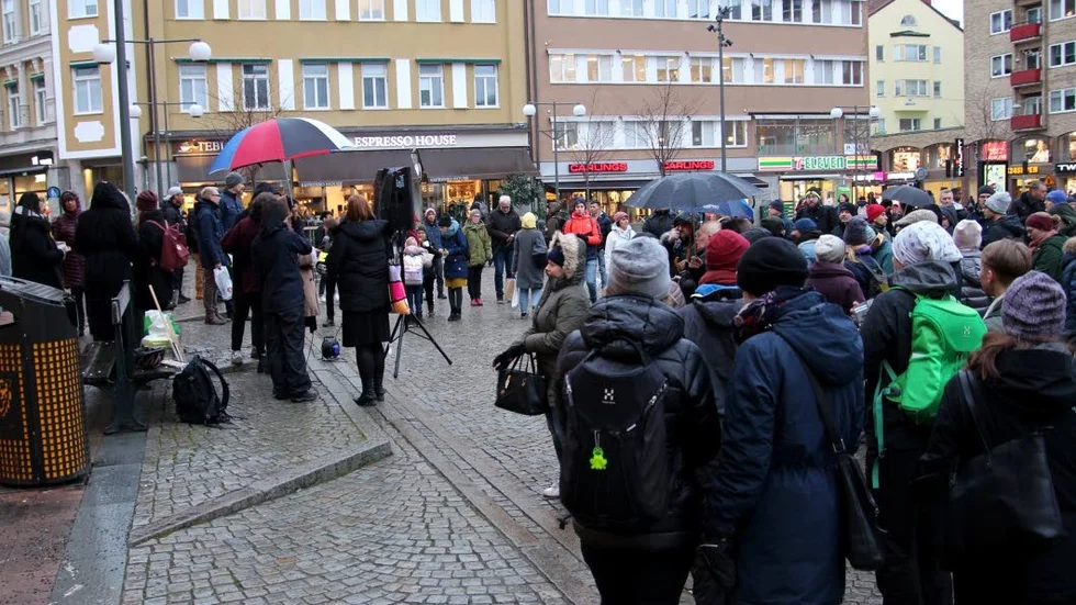 I onsdags samlades drygt 200 personer för att visa sitt stöd för Abbas Alavi