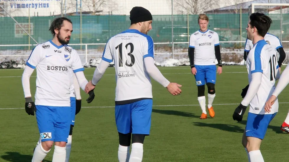 Tuna vann mot IFK Västervik med 2-1.