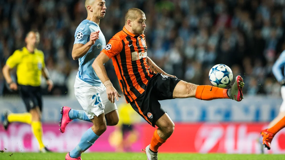 Sjachtars Jaroslav Rakytsky i mötet med Malmö FF i Champions League-gruppspelet 2015.