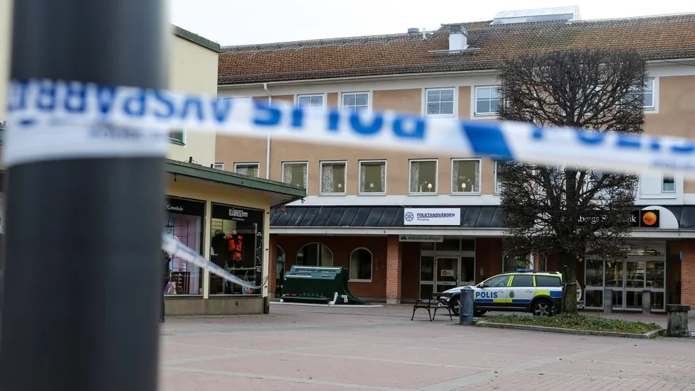 Den 26 oktober förra året slog fyra rånare till mot Åtvidabergs sparbank.