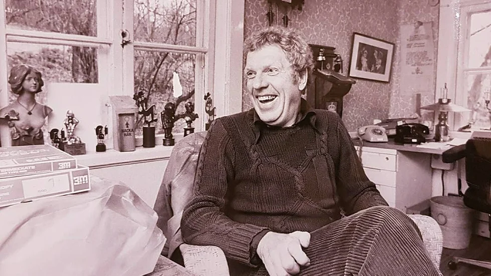 I maj 1980 intervjuade Corren Tage Danielsson i hans och Hans Alfredssons skrivarstuga på Söder.