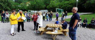 Friskoleelever får stipendium av Lions