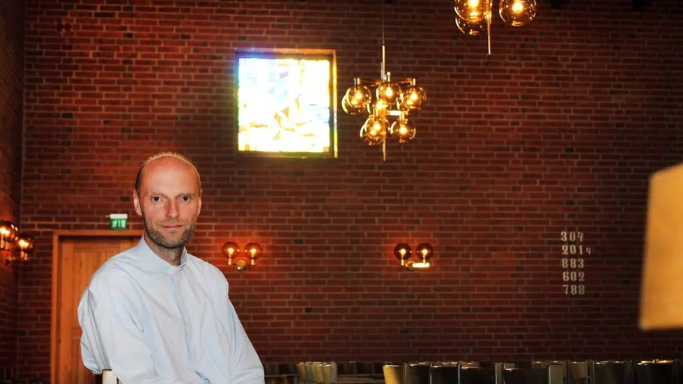"Tröskeln är inte hög här. Vi har en öppen kyrka som välkomnar individen", säger prästen Mattias Ellehammer.