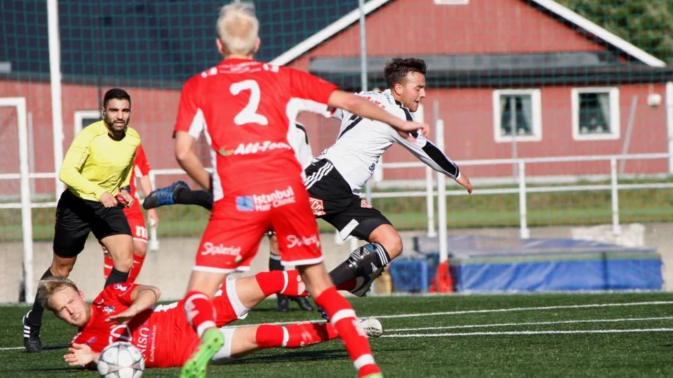 Föll. Maif föll tungt hemma mot Assyriska från Norrköping.