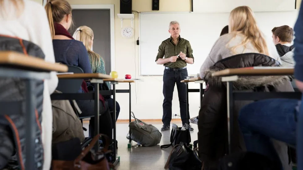 Replik. "Förstelärarna infördes för att lärare som hade särskilt goda ämneskunskaper och pedagogiska kunskaper skulle ha möjligt att sprida sina kunskaper till andra lärare" skriver Kjell Fransson i sin insändare.