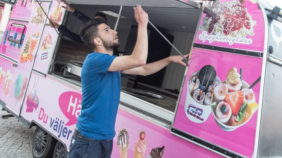 ntreprenör. Ghaith Zaghloula har startat företag och ska sälja en unik sorts glass i Västervik i sommar.