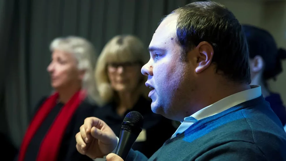 Det Sverigedemokraternas Marcus Lejonqvist sa föll inte Vänsterpartiets Kerstin Lundberg i smaken.