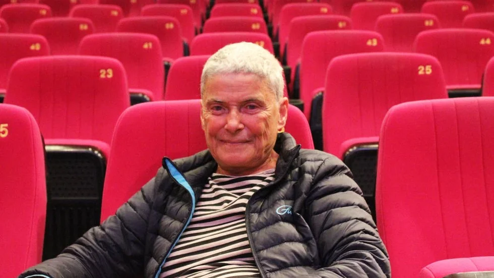 "Hur hade de underprivilegierade det här i Norrköping? Det är viktigt. Det vill vi visa!" säger Maj Wechselmann på besök i Norrköping, där en trailer för "Moa Martinson - landsmodern" visades på Cnema.
