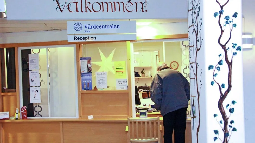 Tillgängligt. Vårdcentralen i Kisa ska vara kvar. Frågan är i vilka lokaler.
