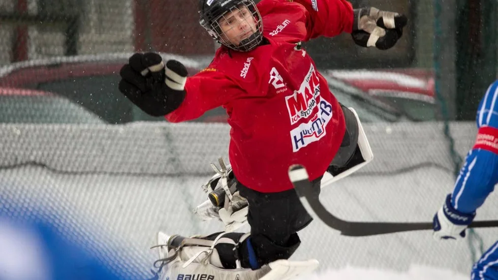 Elias Filipsson , målvakt i Derby bandy.