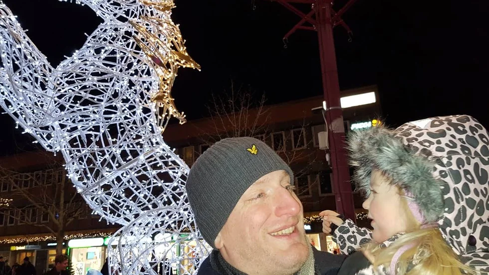 Enhörningen är tillbaka! Och den är uppskattad av både Alice Karlsson och pappa Lars.