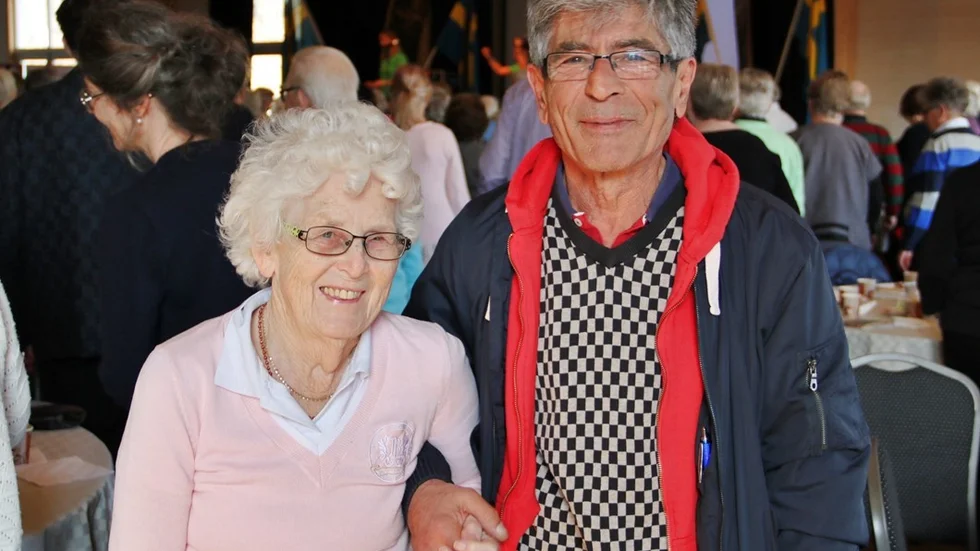 Gullvi Carlsson från Mimergården tillsammans med Dimitrios "Tackis" Sahpekidis. Foto: Liselotte S Johansson