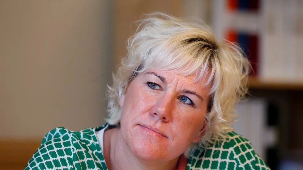 Positiv. "Demirok svartmålar kommunen. Jag delar inte alls hans bild", säger kommunalrådet Kristina Edlund (S).