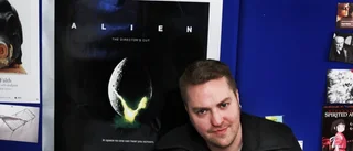 Ghost-medlem avslöjar sin identitet